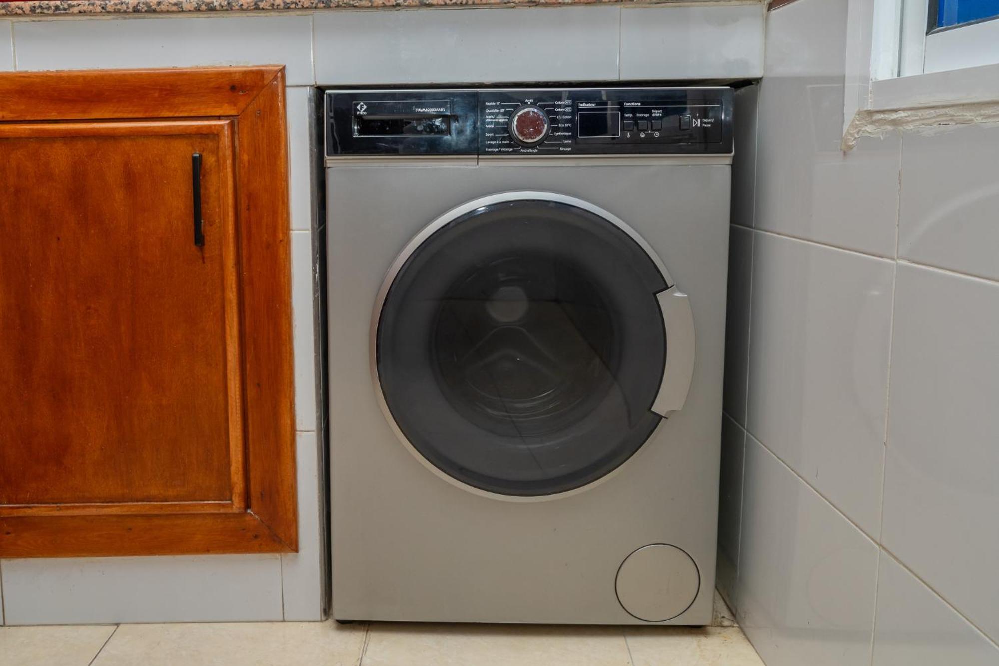 Appartement 2 Chambres Pres De La Corniche طنجة المظهر الخارجي الصورة